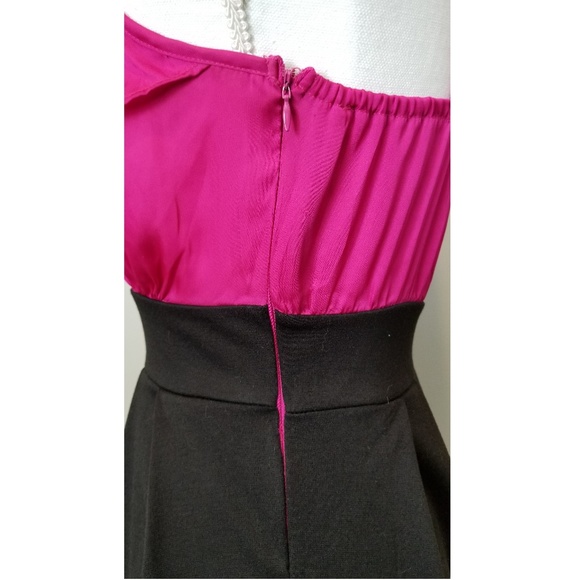 F21 Colorblock Hot Pink/Black Dress - Picture 6 of 7